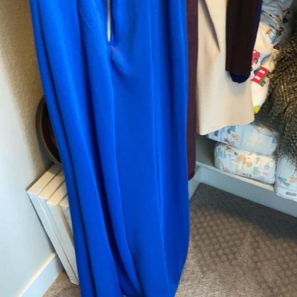 New Formal dress- size 7 - royal blue with crystals - Picture 4 of 4